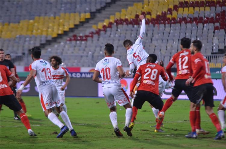 الأهلي والزمالك في أبوظبي يوم الخميس لمباراة السوبر المصري