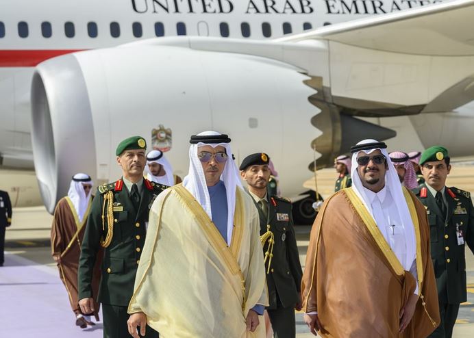 الإمارات في القمة العربية الإسلامية