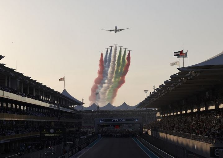 انطلاقة سباق جائزة الاتحاد للطيران للفورمولا 1 في عام 2023