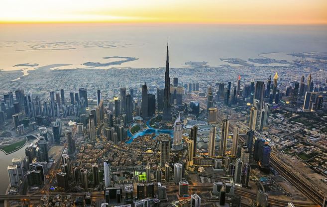 دبي تتوج بلقب أفضل وجهة عالمية في جوائز اختيار المسافرين 2024