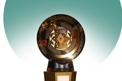 منتخب الإمارات يتأهل إلى نهائيات كأس العالم 2025