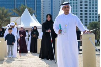 إطلاق أول منطقة ترفيهية للمكفوفين على شاطئ الكورنيش في أبوظبي