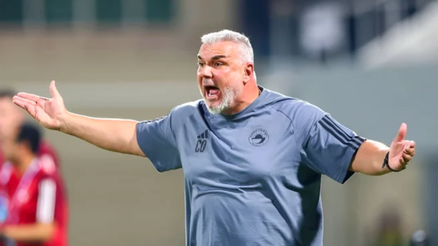 المدرب الروماني كوزمين يطلب من الإمارات هذا الأمر قبل توقف يونيو 2025