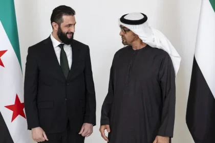 رئيس الإمارات الشيخ محمد بن زايد آل نهيان برفقة الرئيس السوري أحمد الشرع
