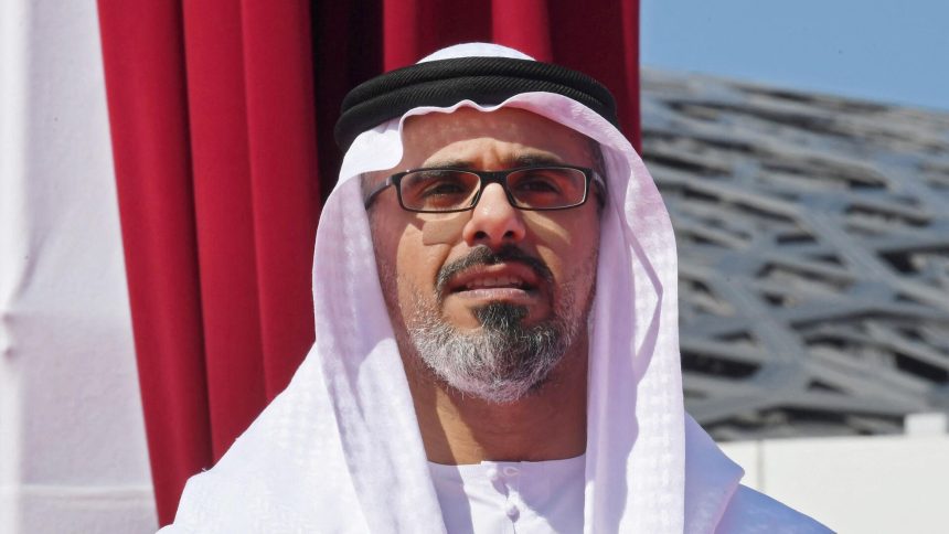 ولي عهد أبوظبي يشعل منصات التواصل الاجتماعي بعد هذا الرد على ترامب