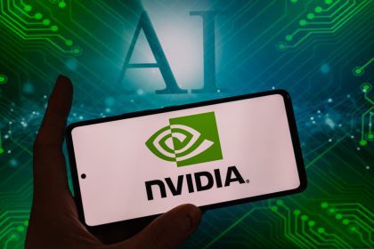هل تفتح شرائح إنفيديا بابًا جديدًا في العلاقات الإماراتية الأمريكية؟