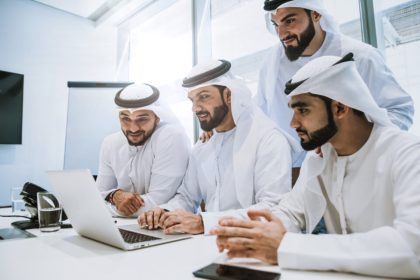 زيادة التوظيف في القطاع الحكومي في الإمارات تعكس ثقة الدولة في الكوادر أبنائها