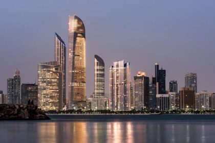 تسجيل العلامات التجارية في الإمارات عام 2024 يحقق رقمًا قياسيًا