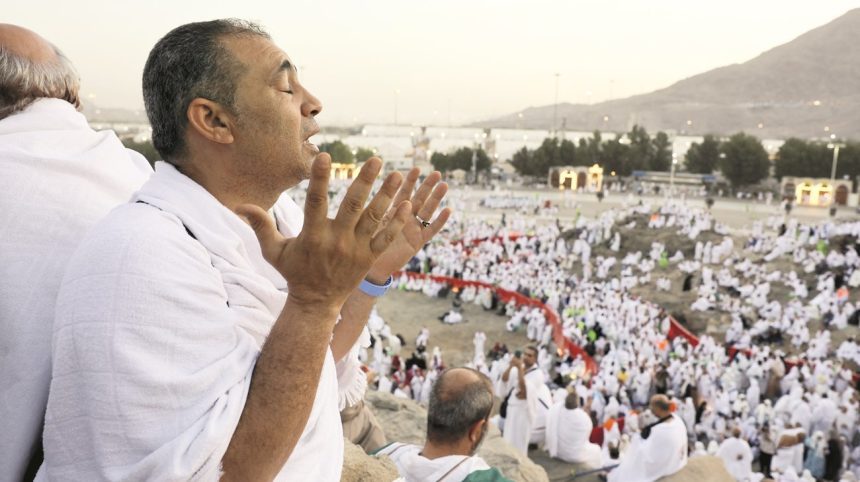 موسم الحج 1446هـ.. تضافر التكنولوجيا والإنسانية في خدمة ضيوف الرحمن