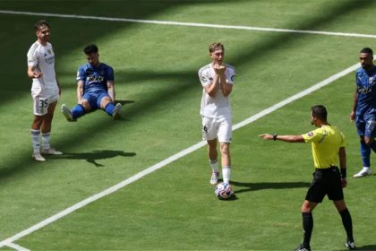 الهلال السعودي ضد سالزبورغ.. البث المباشر والقنوات الناقلة وموعد مباراة كأس العالم للأندية 2025